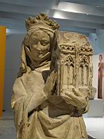 Statue, Reine de France (Jeanne de Navarre)(Paris, v 1310, Calcaire lutetien)(4)